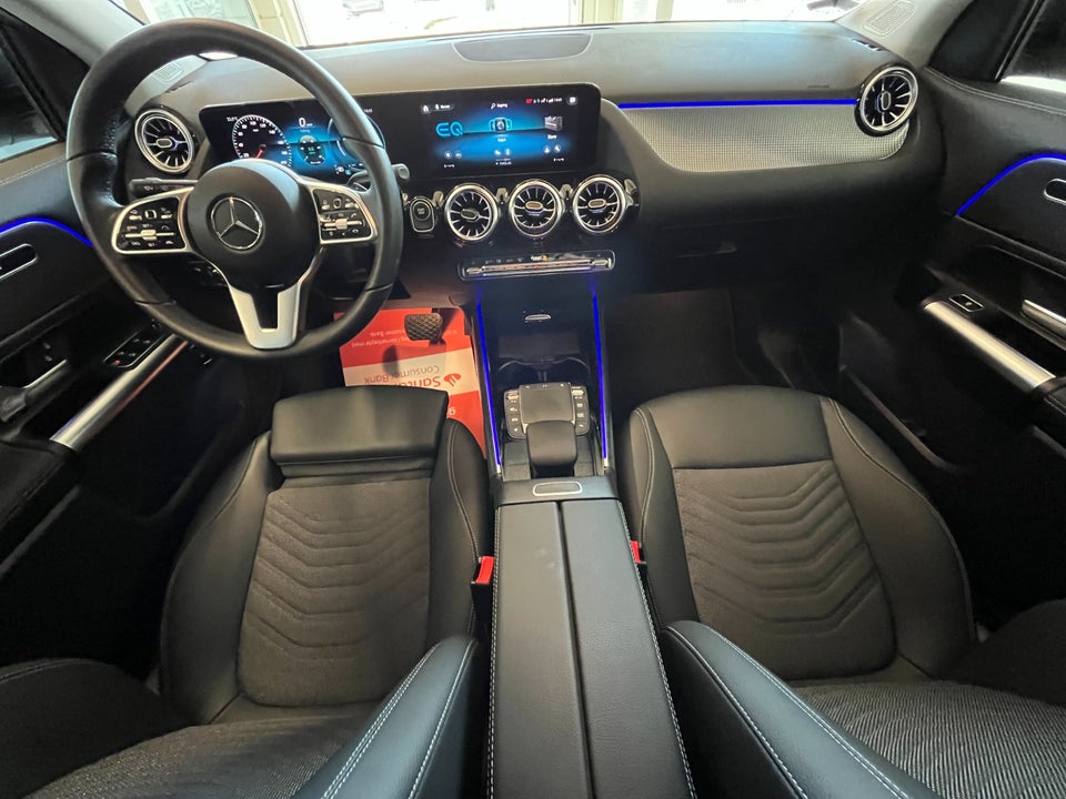 Mercedes EQA300 Progressive 4Matic 5d