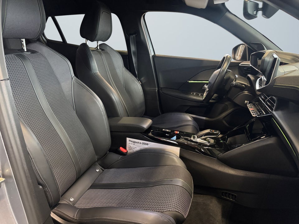 Peugeot e-2008 50 GT 5d