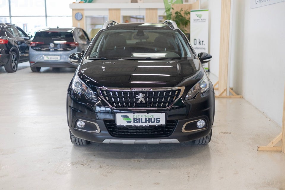 Peugeot 2008 1,6 BlueHDi 100 Allure Sky 5d