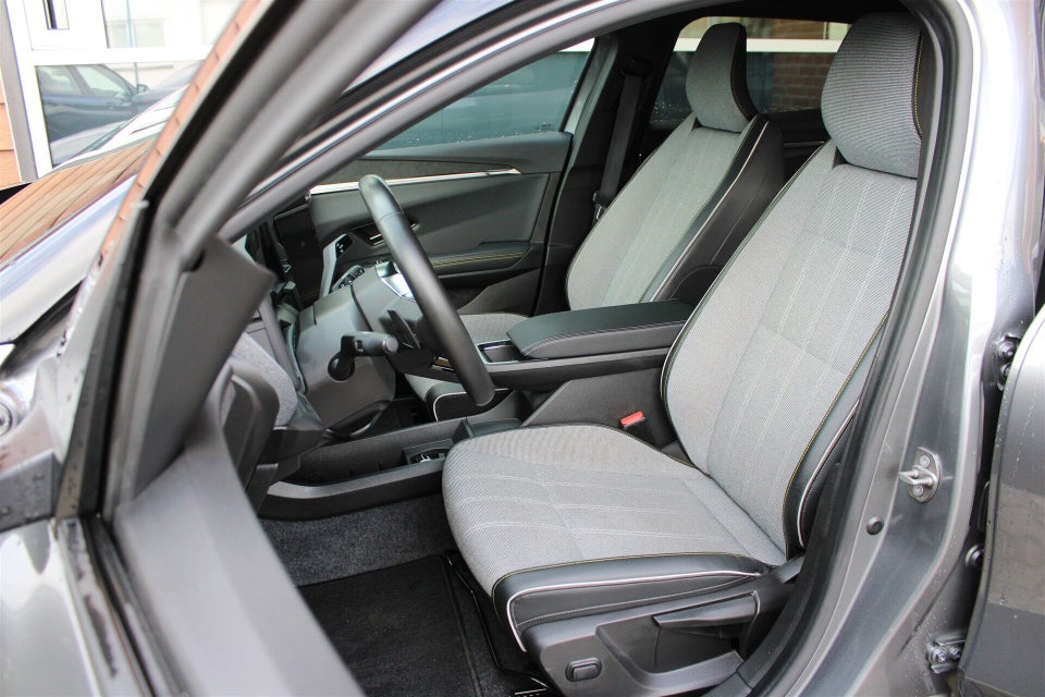 Renault Megane E-Tech 60 Techno 5d