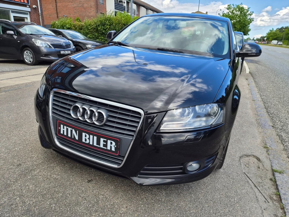 Audi A3 1,6 Ambiente Sportback 5d