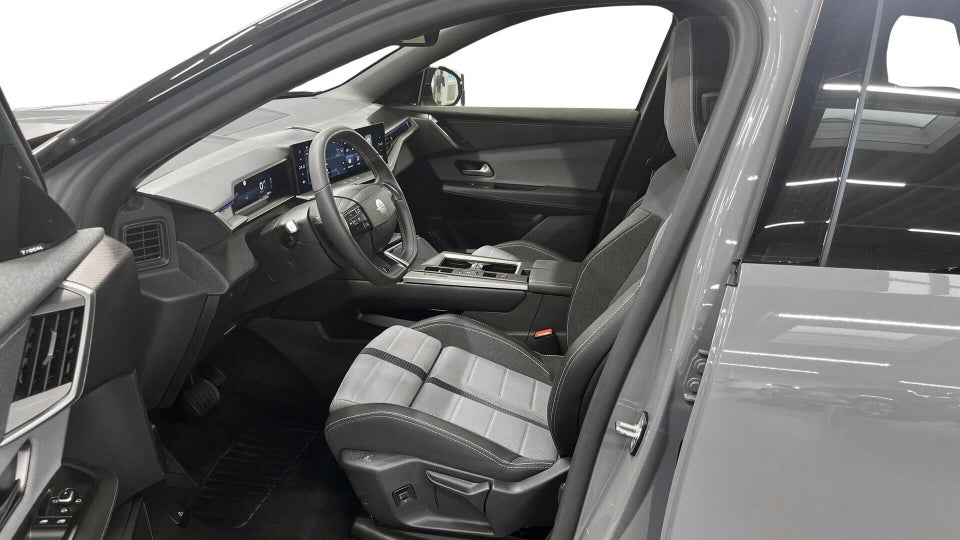 Opel Grandland-e 73 GS Sky 5d
