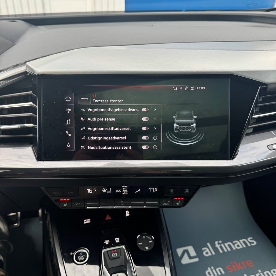 Audi Q4 e-tron 50 S-line quattro 5d