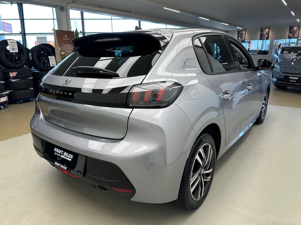 Peugeot 208 1,2 PureTech 100 Allure 5d