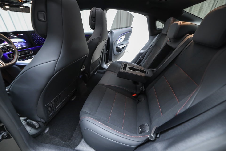 Mercedes CLA250+ EQ AMG Advance Plus 4d