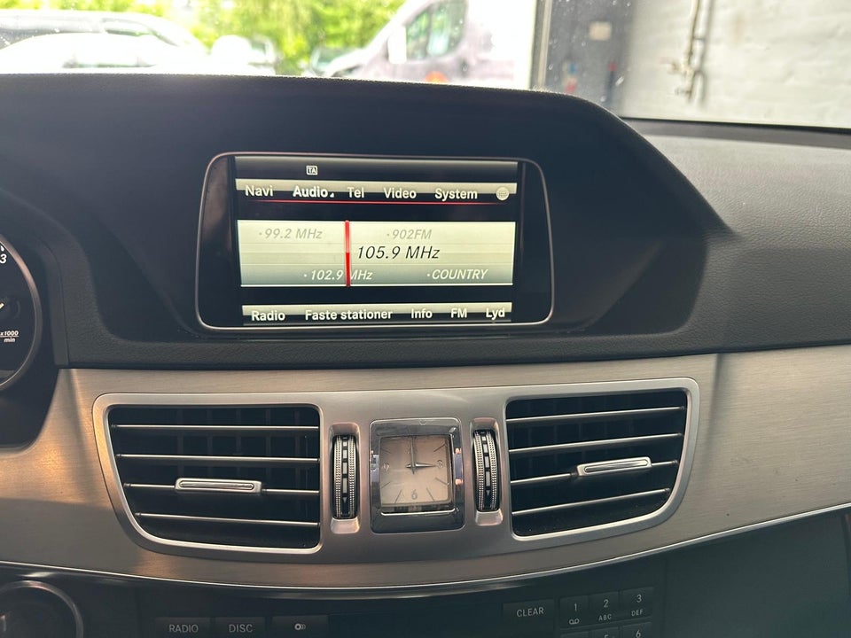Mercedes E200 2,2 BlueTEC Avantgarde stc. aut. 5d