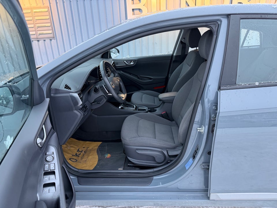 Hyundai Ioniq 1,6 PHEV Trend DCT 5d