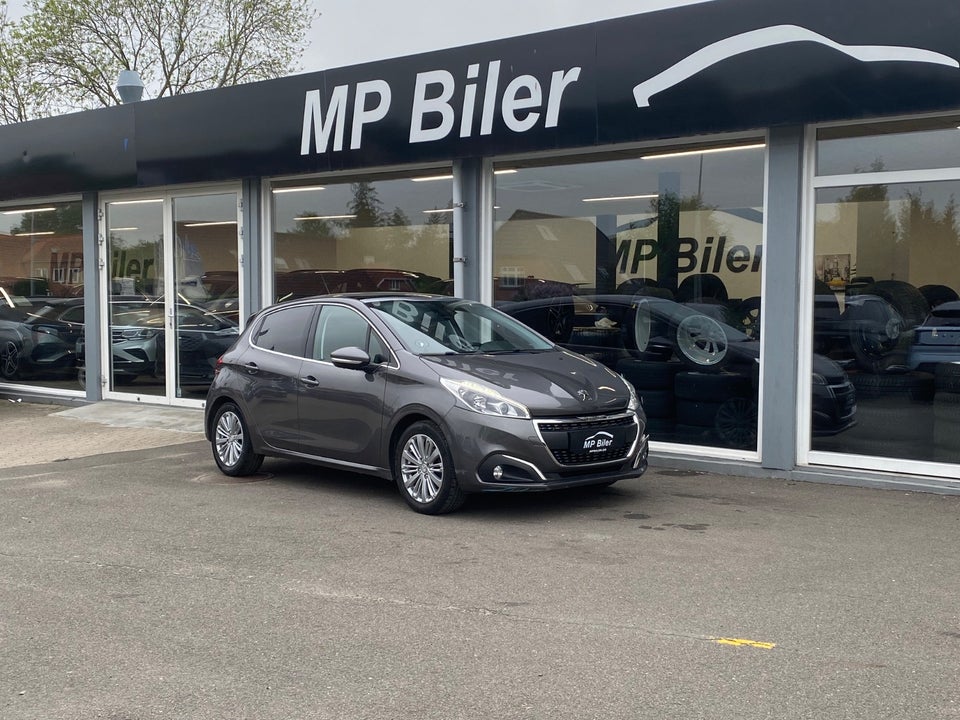 Peugeot 208 1,5 BlueHDi 100 Prestige Sky 5d