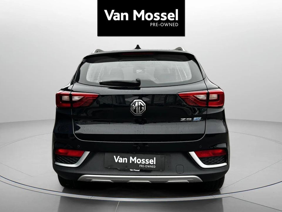 MG ZS EV Luxury 5d