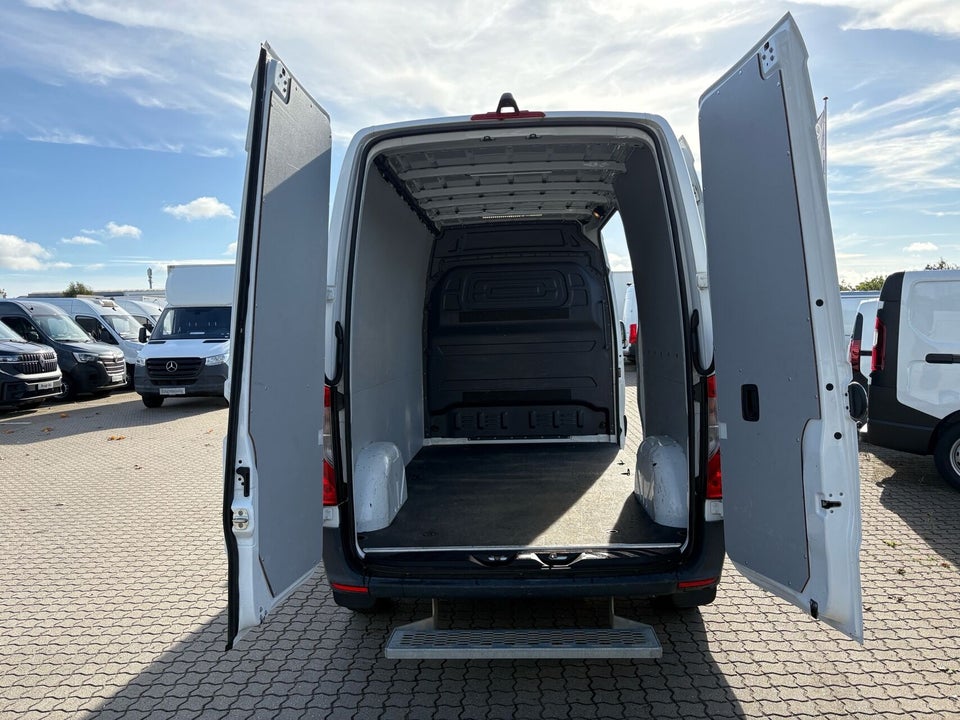 Mercedes Sprinter 314 2,2 CDi A2 Kassevogn aut. FWD