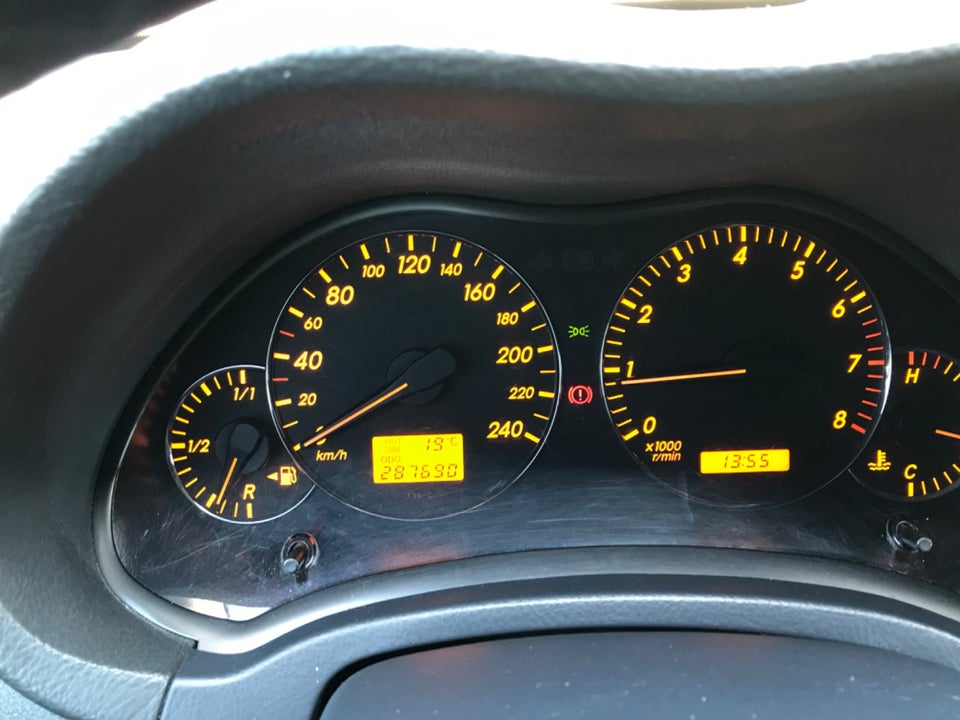 Toyota Avensis 1,8 VVT-i Sol stc. 5d