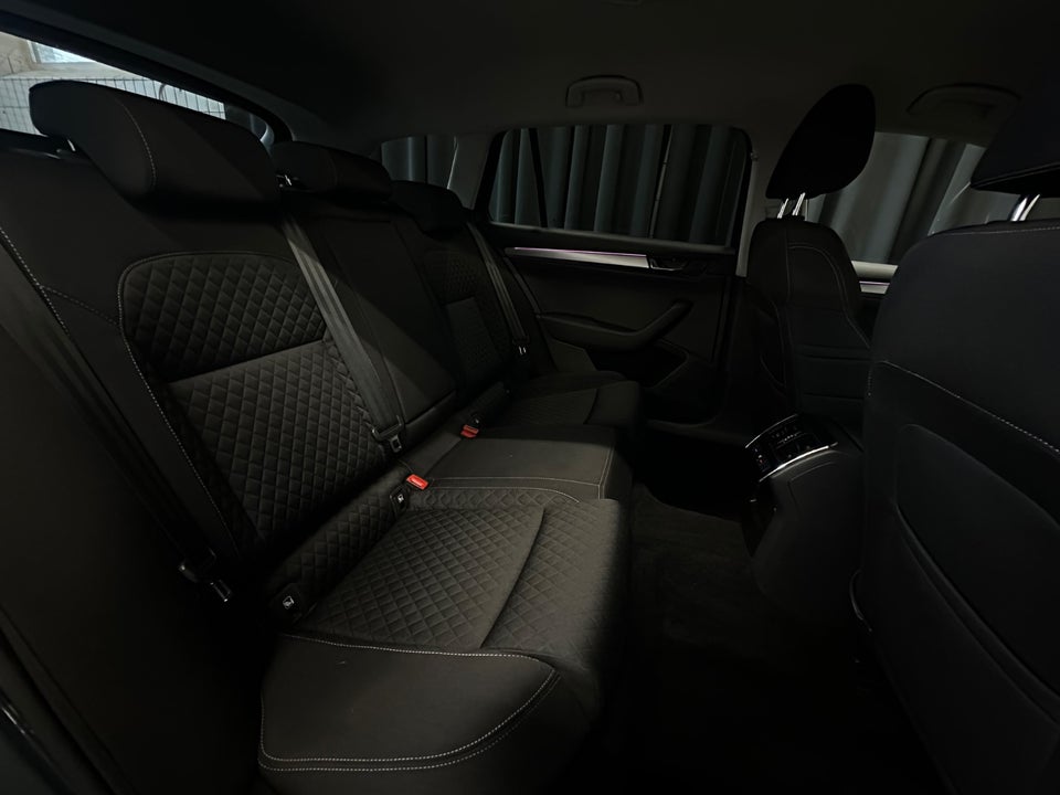 Skoda Superb 1,4 TSi 150 Style Combi DSG 5d