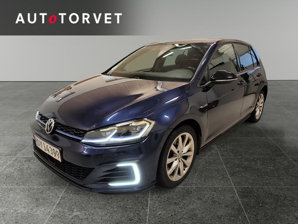 VW Golf VII 1,4 GTE DSG 5d