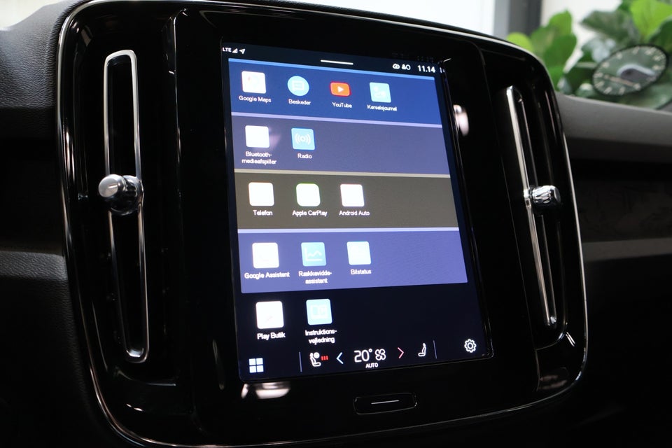 Volvo XC40 P6 ReCharge Core 5d