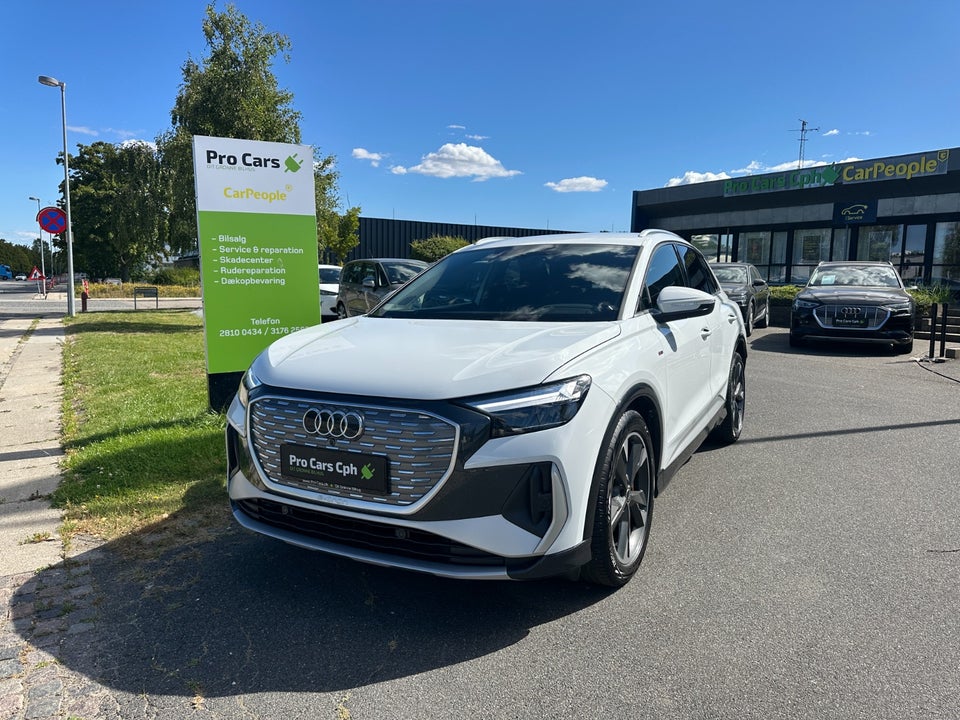 Audi Q4 e-tron 40 S-line 5d
