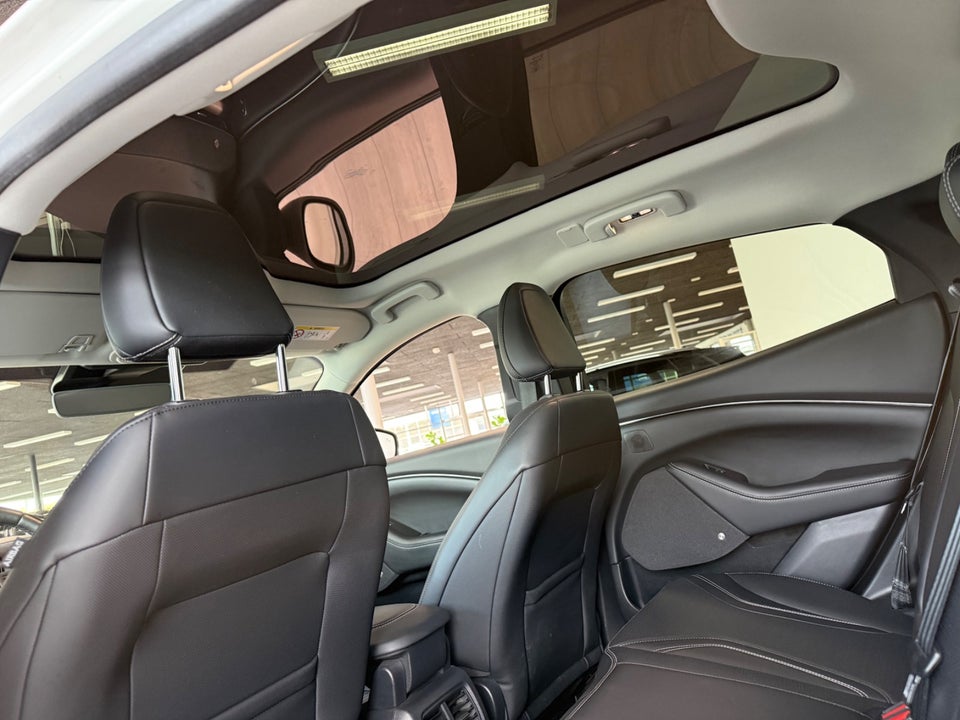 Ford Mustang Mach-E 98 Extended Range 5d