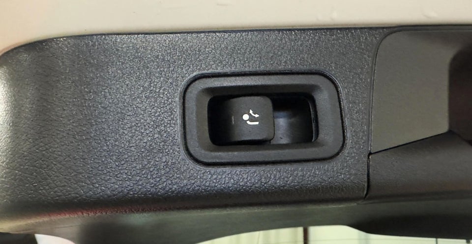 Mercedes B200 d 2,0 AMG Line aut. 5d