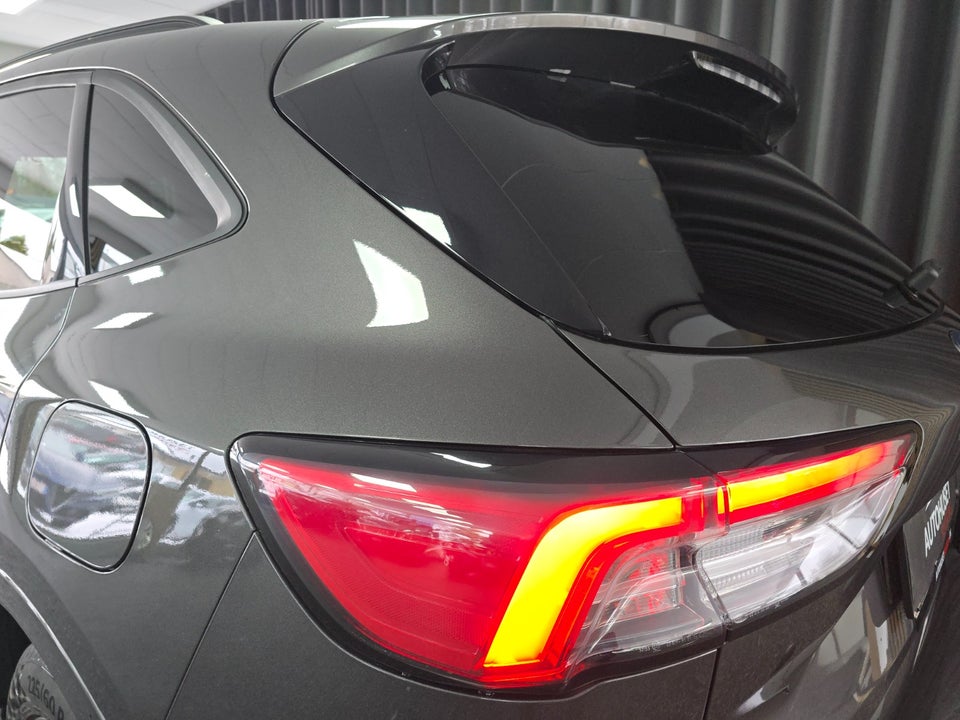 Ford Kuga 2,5 PHEV ST-Line X CVT 5d