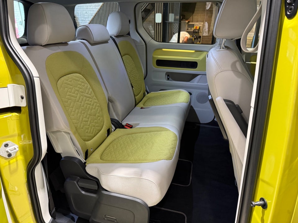 VW ID.Buzz 77 Style SWB 5d