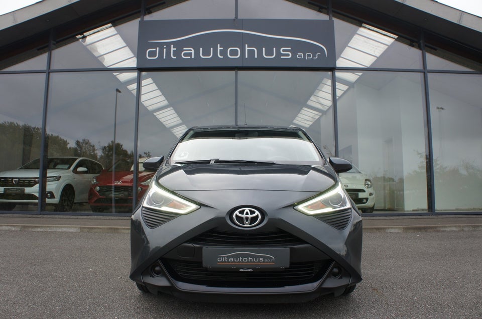 Toyota Aygo 1,0 VVT-i x-cellence 5d