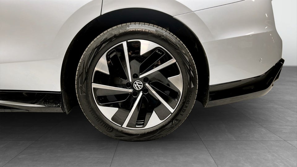 VW ID.7 77 Style Tourer 5d