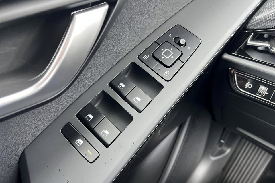 Kia Niro 64 EV Access 5d