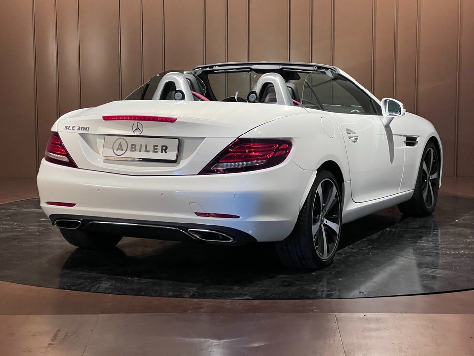 Mercedes SLC300 2,0 AMG Line aut. 2d