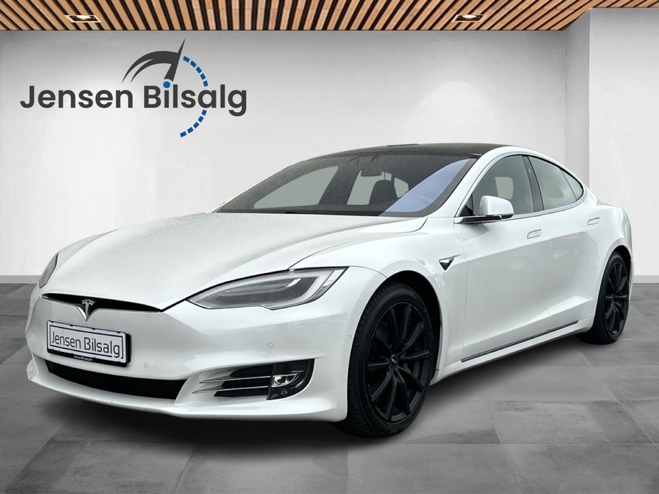 Tesla Model S Standard Range AWD 5d
