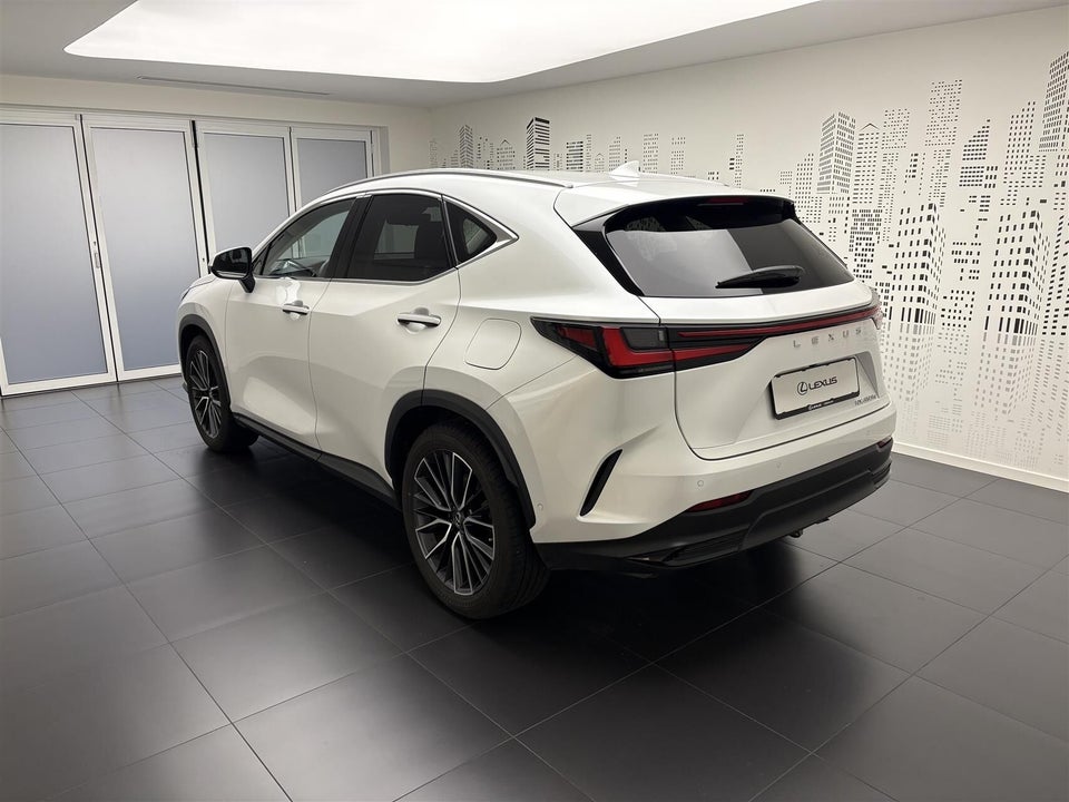 Lexus NX450h+ 2,5 Luxury aut. AWD 5d