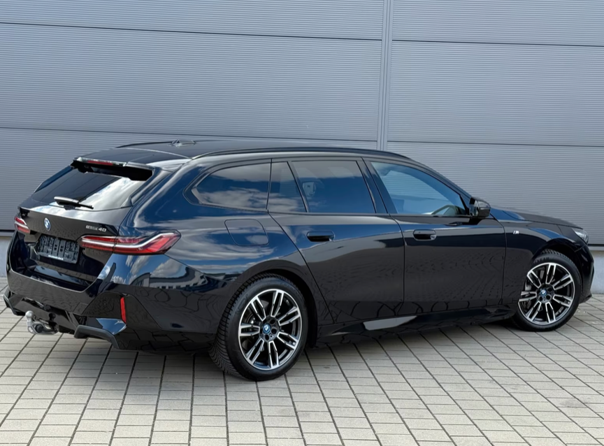BMW i5 eDrive40 Touring M-Sport 5d