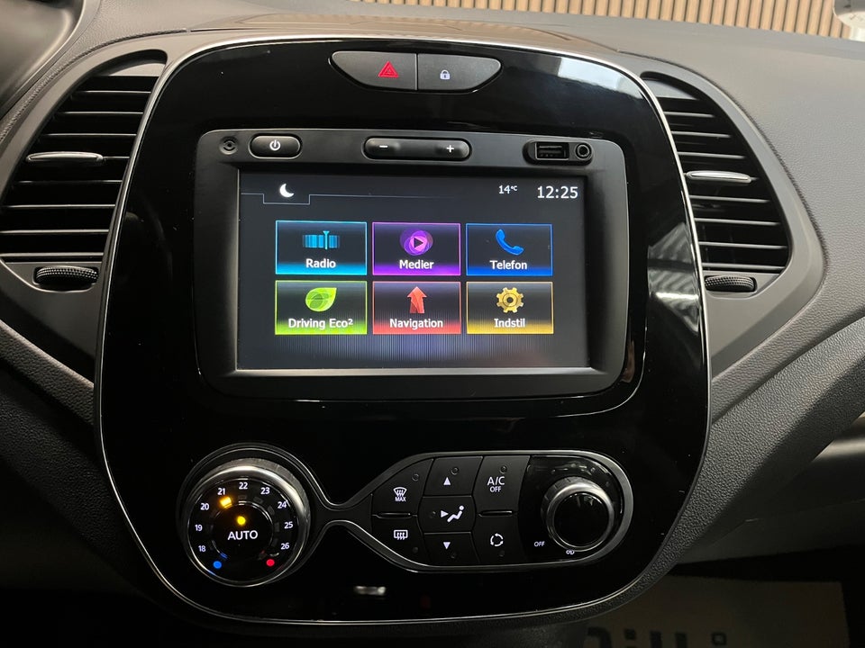 Renault Captur 0,9 TCe 90 Intens 5d