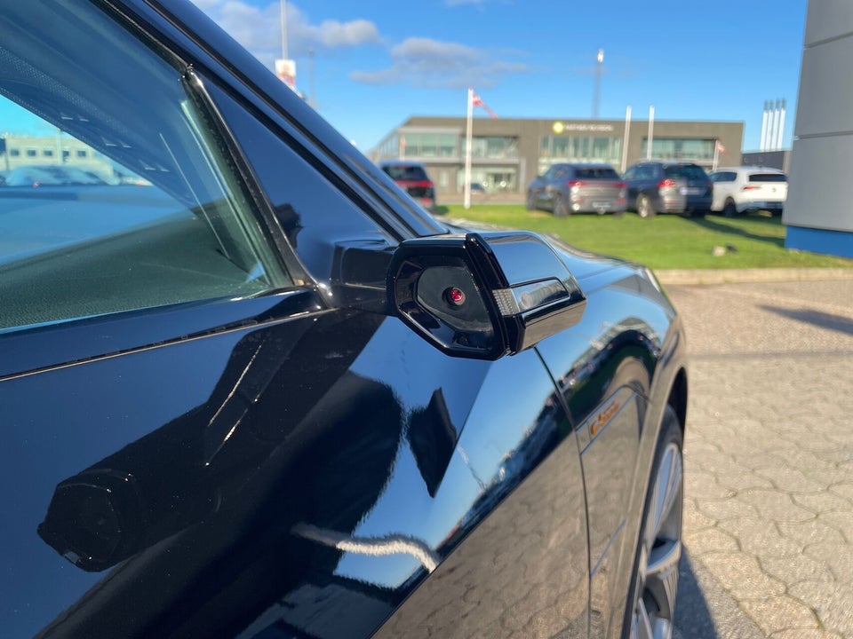 Audi e-tron 55 Black Edition S-line quattro 5d