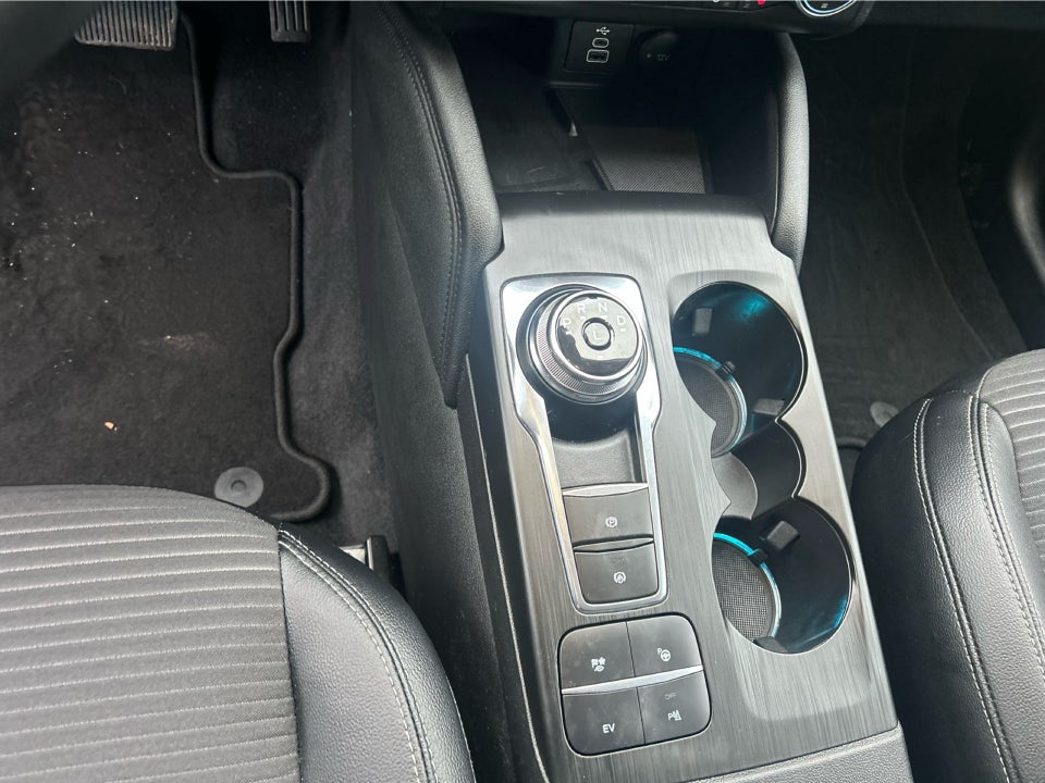 Ford Kuga 2,5 PHEV Titanium X CVT 5d