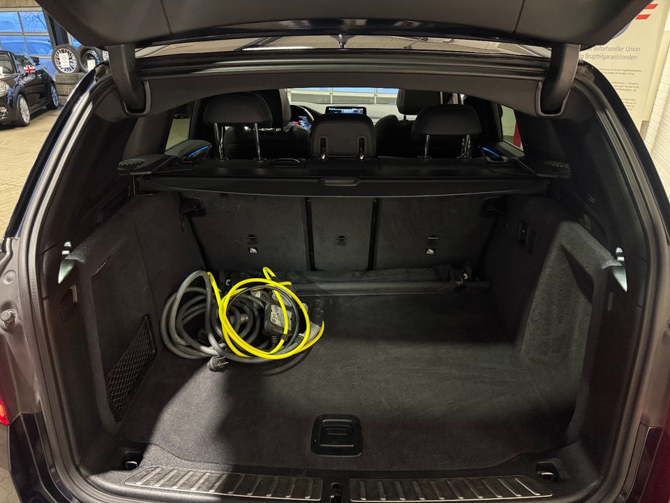 BMW iX3 Charged Impressive 5d