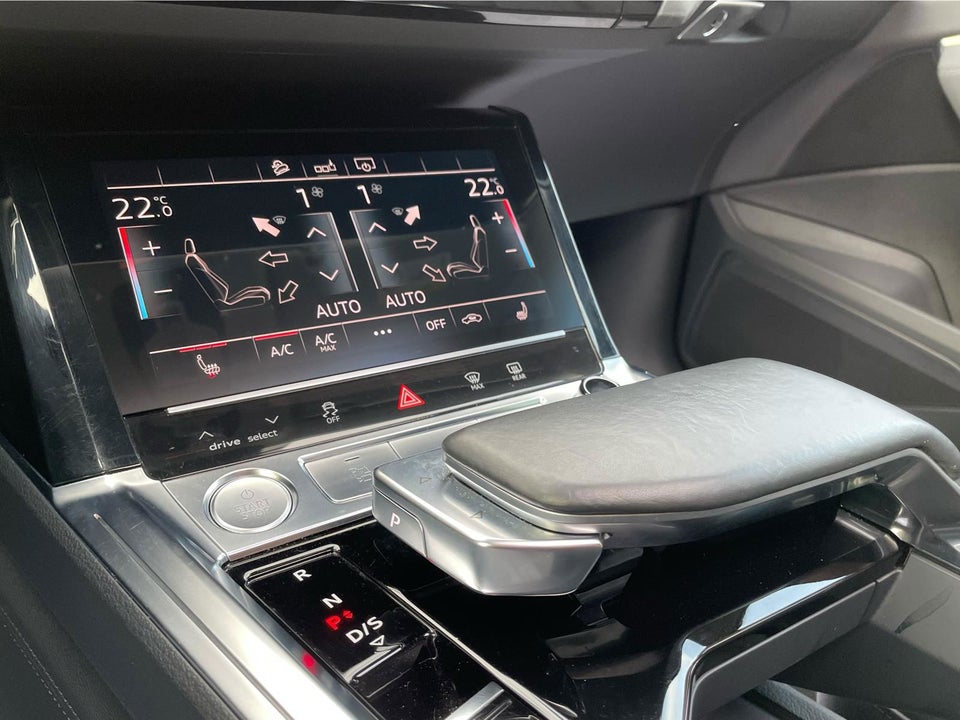 Audi e-tron 50 Prestige quattro 5d