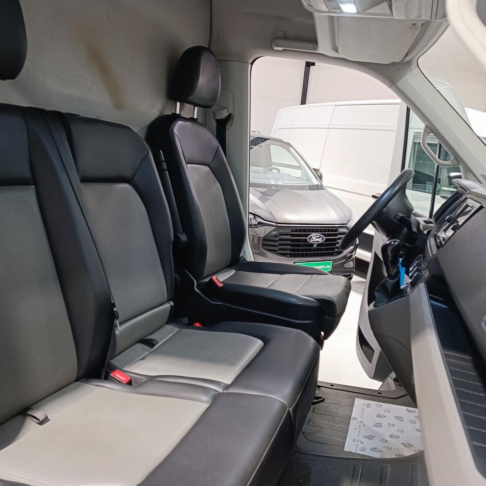 MAN TGE 2,0 3.180 Kassevogn L4H3 aut. FWD