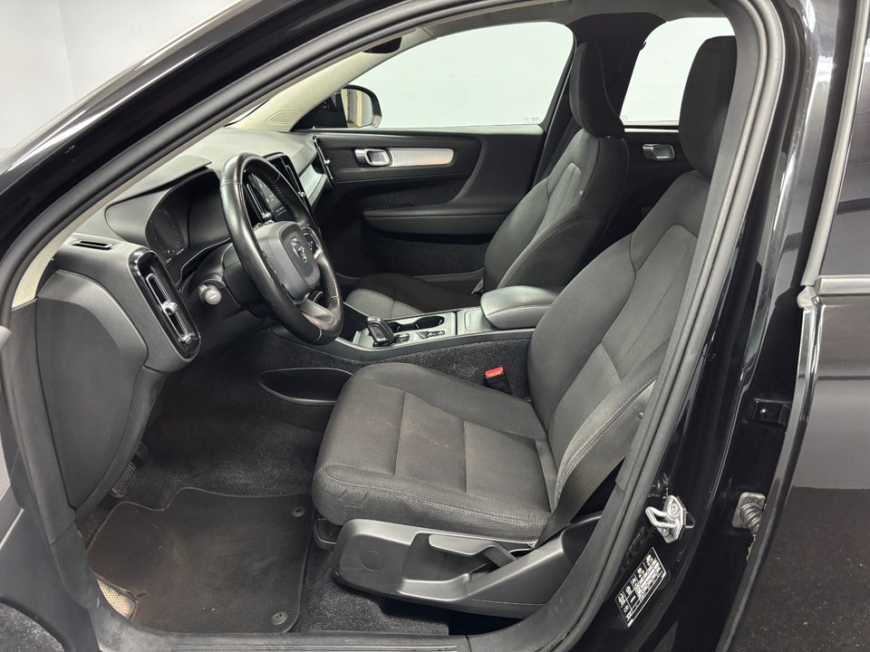 Volvo XC40 2,0 D3 150 Momentum aut. 5d