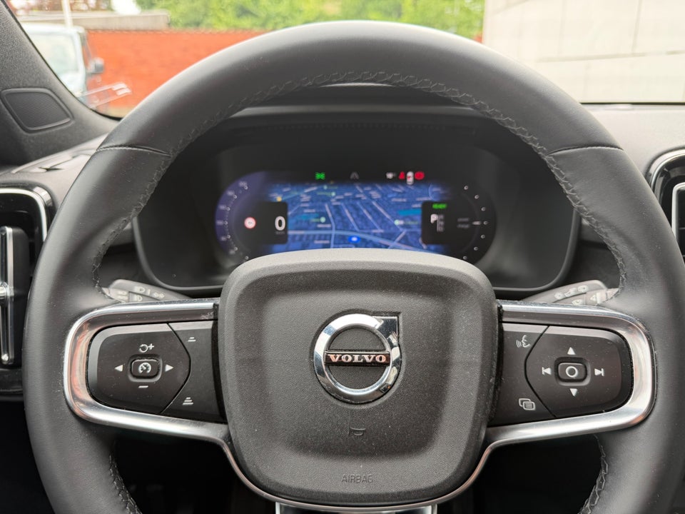 Volvo XC40 P6 ReCharge Core 5d