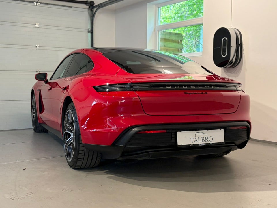 Porsche Taycan 4S Performance+ 4d