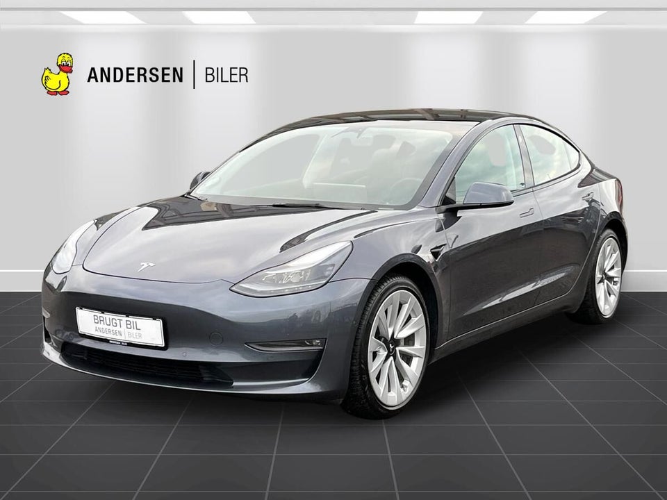 Tesla Model 3 Long Range AWD 4d