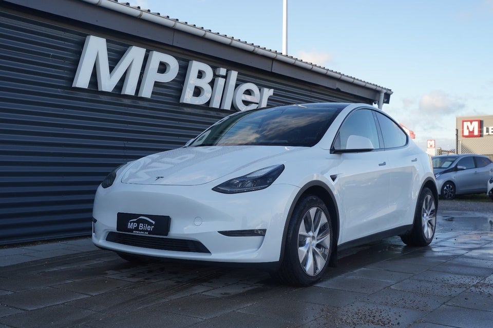 Tesla Model Y Long Range AWD 5d