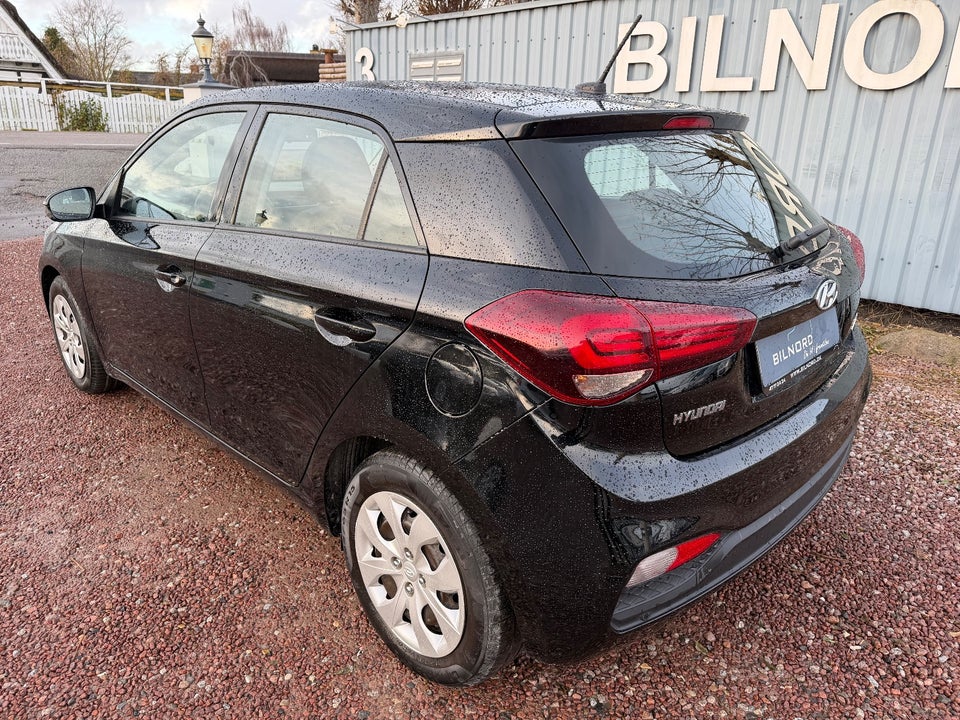 Hyundai i20 1,25 Trend 5d