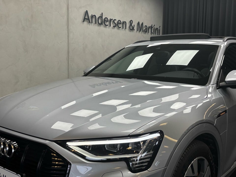 Audi e-tron 50 S-line Prestige Sportback quattro 5d