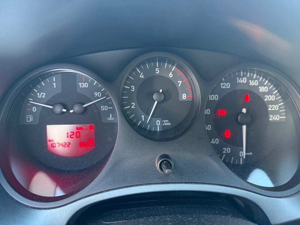 Seat Leon 1,6 Stylance 5d