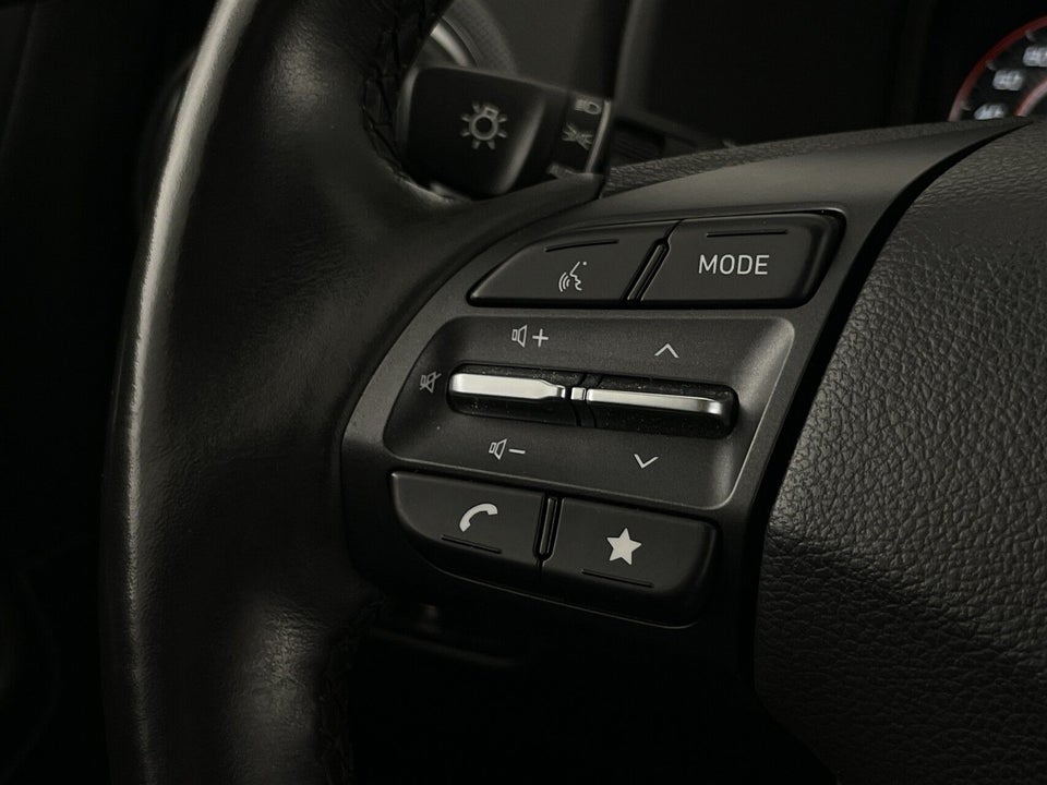 Hyundai Kona 64 EV Essential 5d