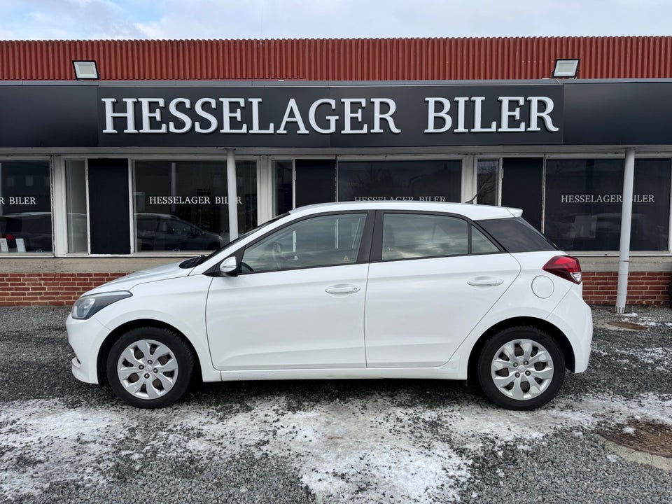 Hyundai i20 1,25 Trend 5d