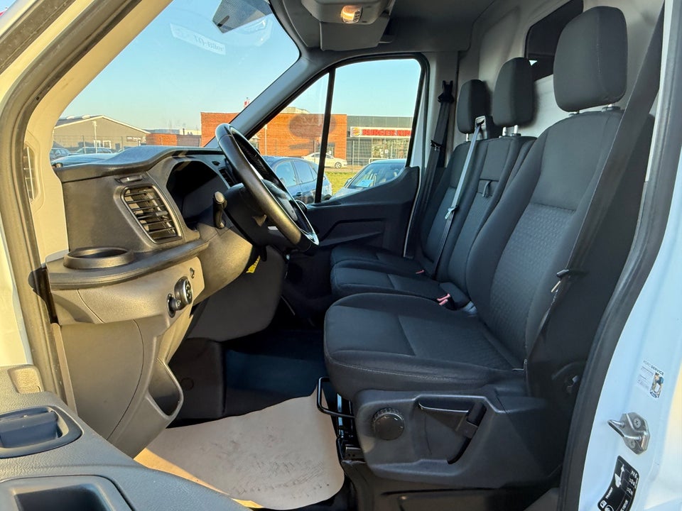 Ford Transit 350 L2 Van 2,0 TDCi 130 Trend H3 FWD