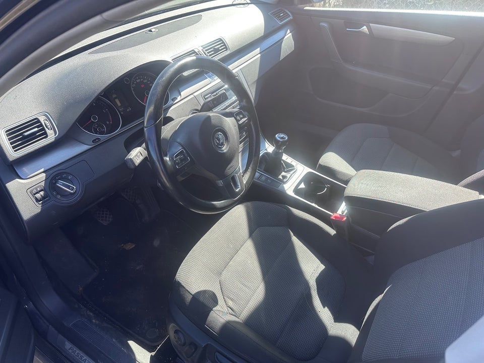 VW Passat 1,6 TDi 105 Comfortline Variant BMT 5d