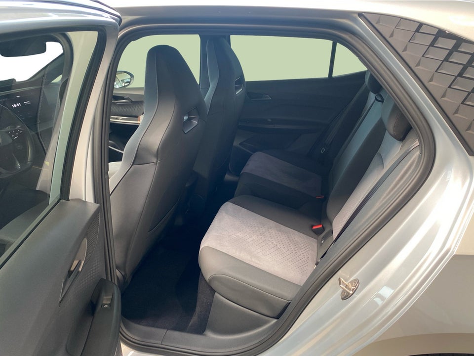 Cupra Born 77 e-Boost 5d