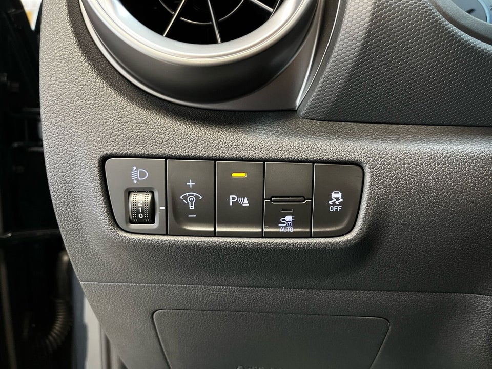 Hyundai Kona 39 EV Essential 5d